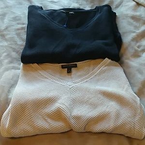 2 Banana Republic sweaters